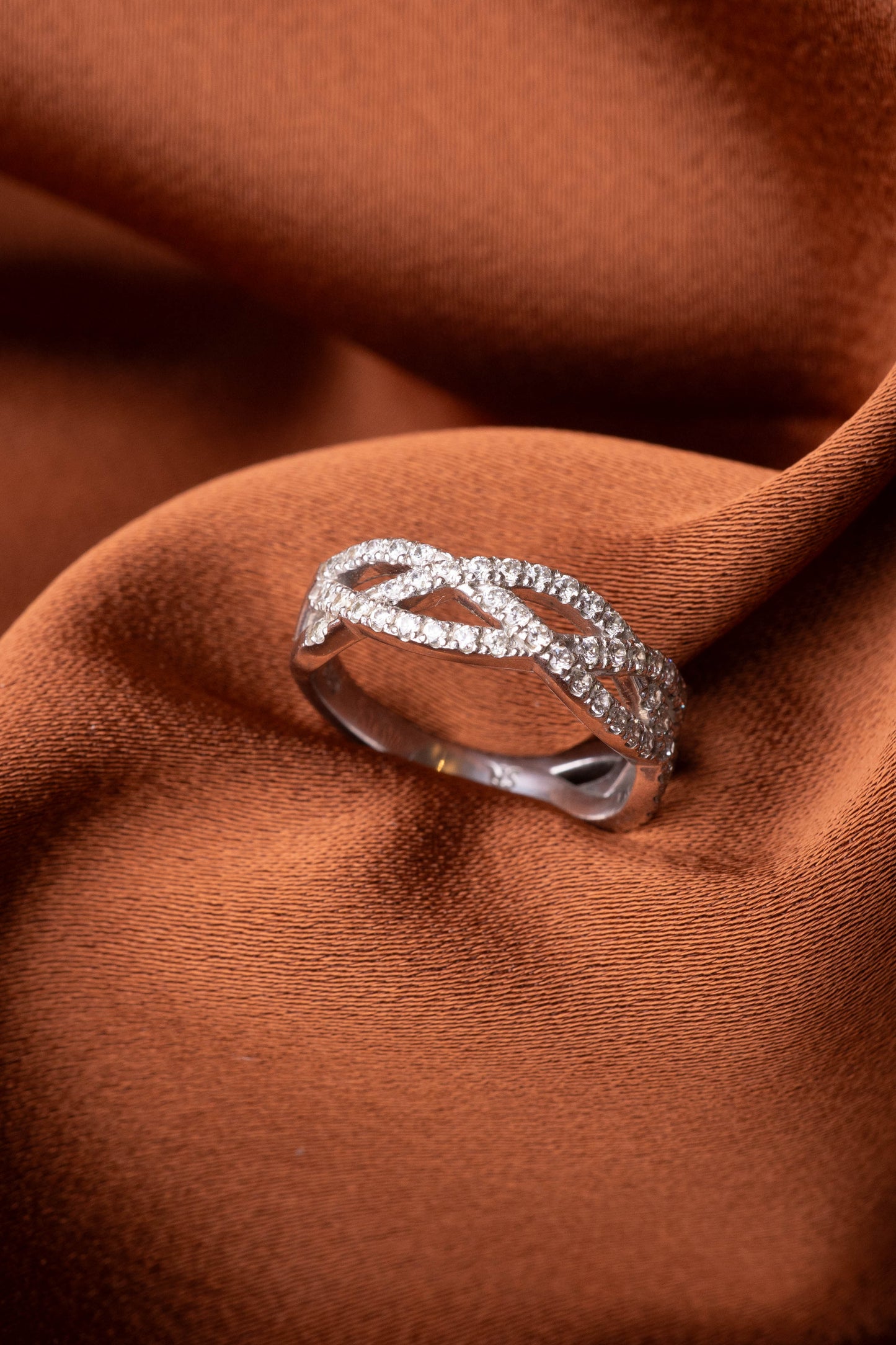 INFINITE TRESSÉ RING - FULLY PAVÉ
