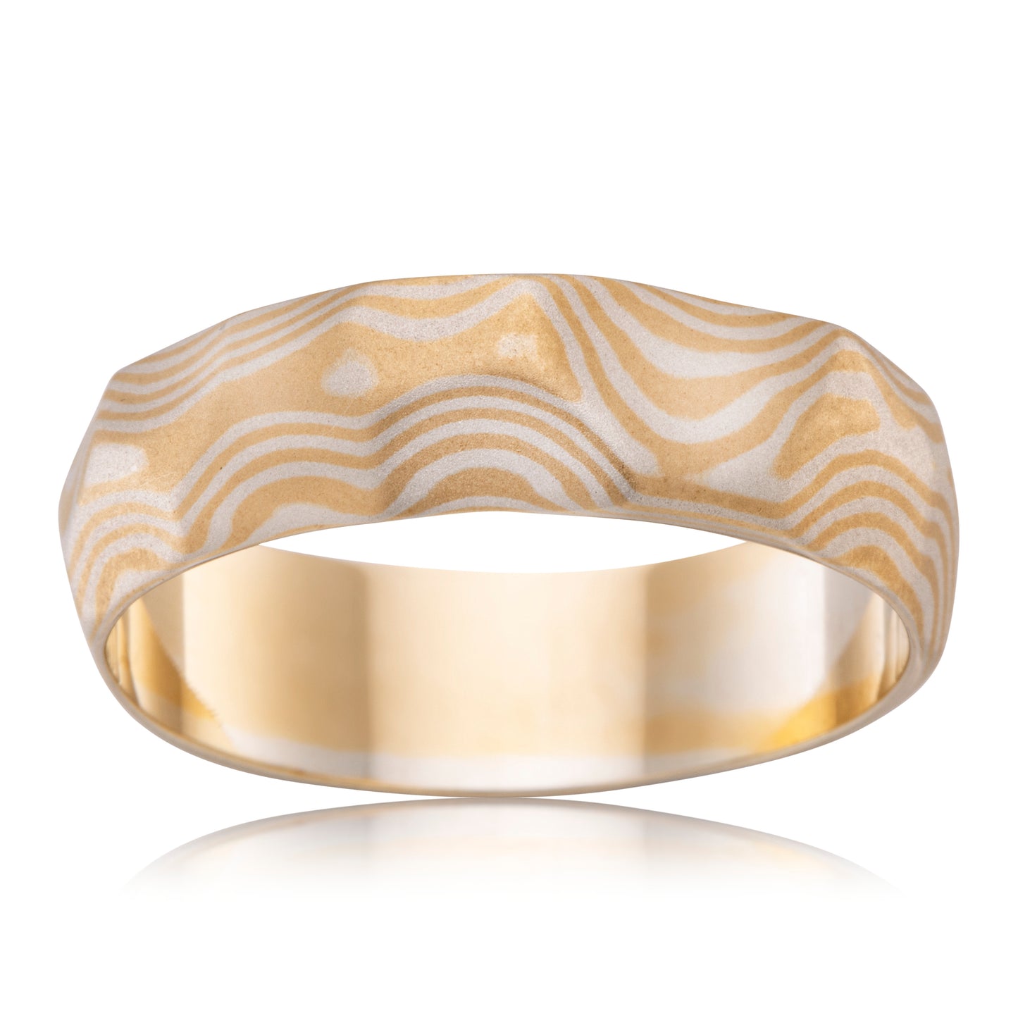 TEXTURED MOKUME GANE WEDDING RING IN PATTERNED GOLD (6MM)